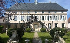 Le Château de Failloux, Chambres d hôtes,Piscine intérieure
